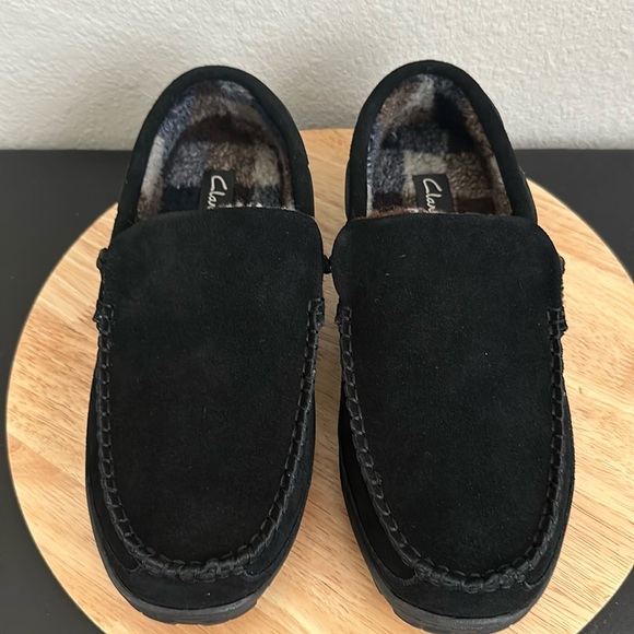 Clarks Other - Clarks_Men's Suede Plaid Berber Lined Moccasin Slippers